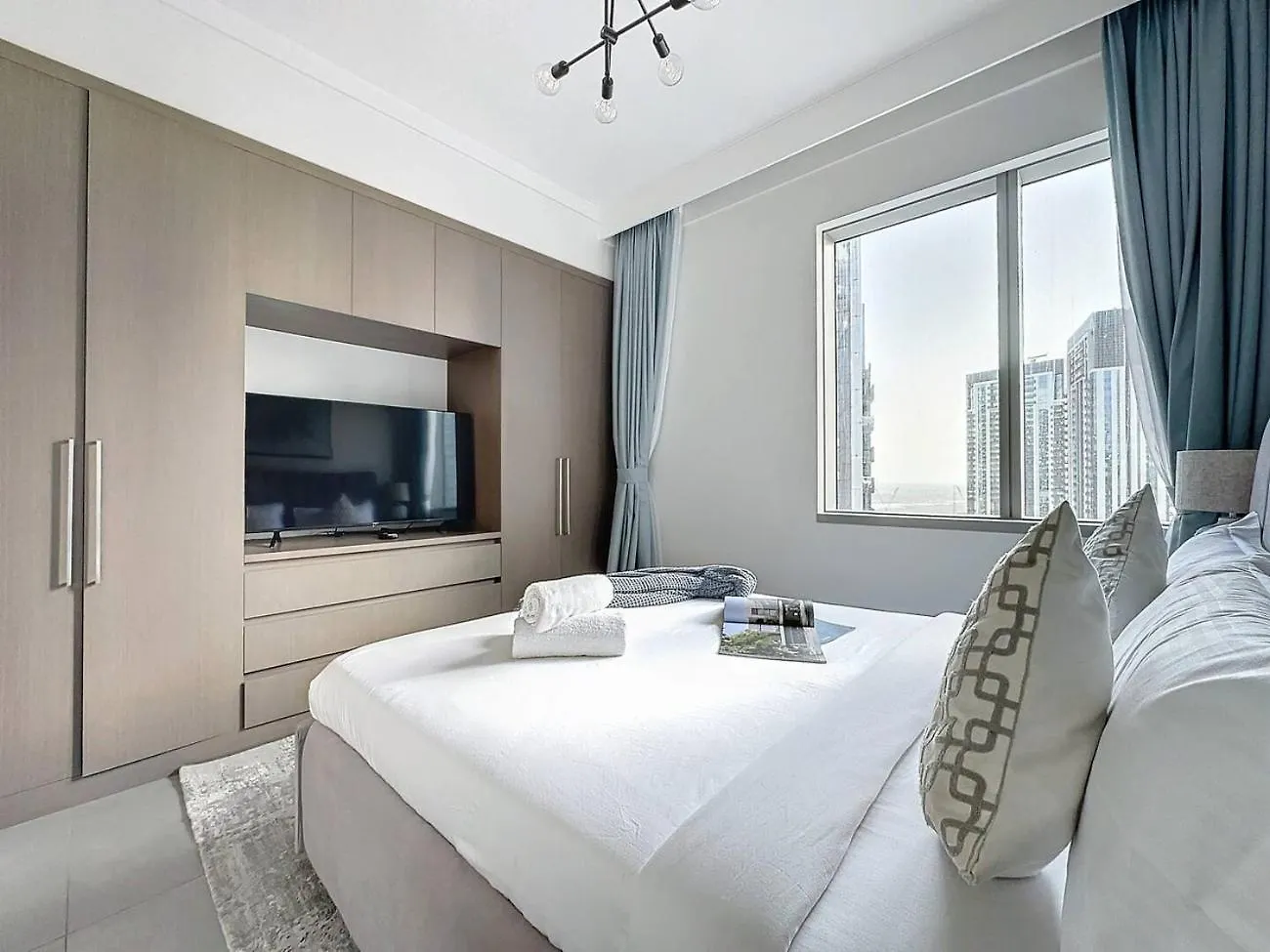 Fam Living - Spacious 3-Bedroom Apartment In Creek Gate With Stunning Views Dubai 0*,